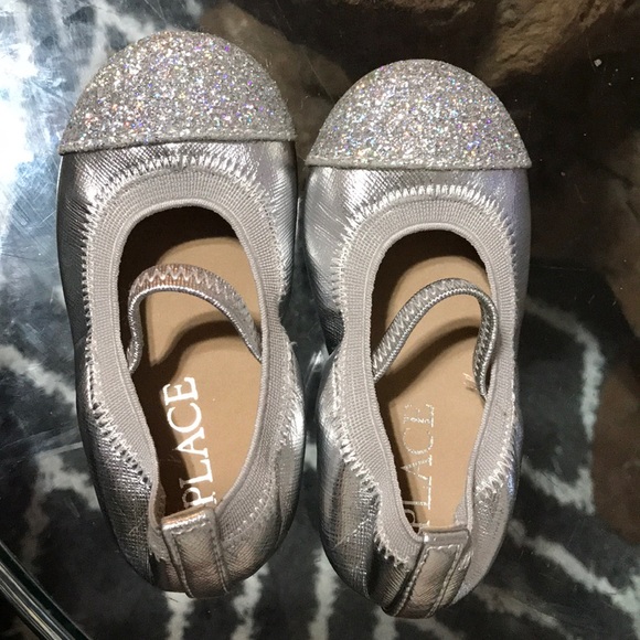 silver shoes size 4